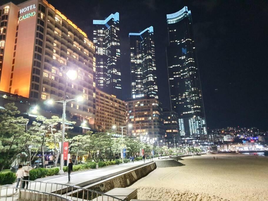 Haeundai Beach 1 Cho Apartment Busan Exterior photo