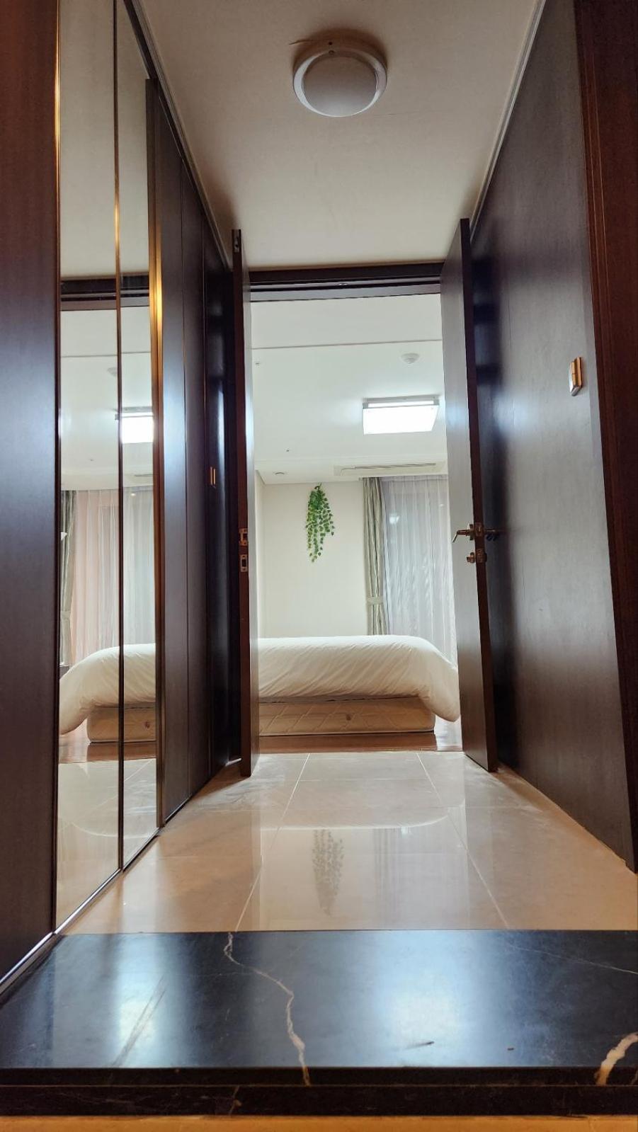 Haeundai Beach 1 Cho Apartment Busan Exterior photo